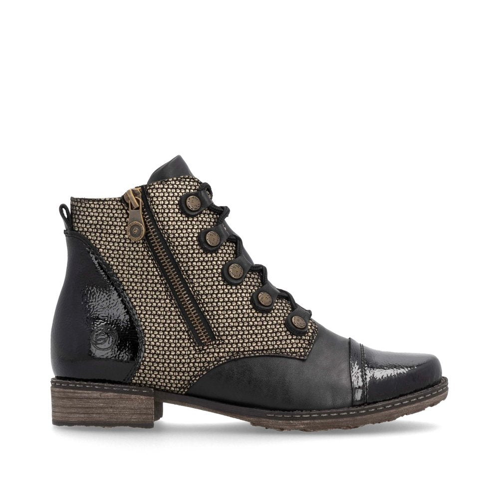 Boots | D4391 - Image 23