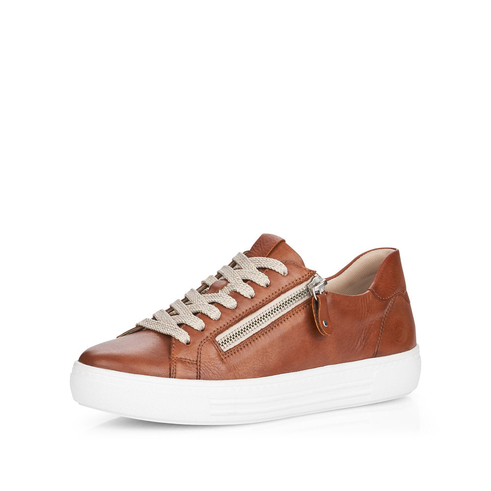 Sneakers | D0903 - Image 1
