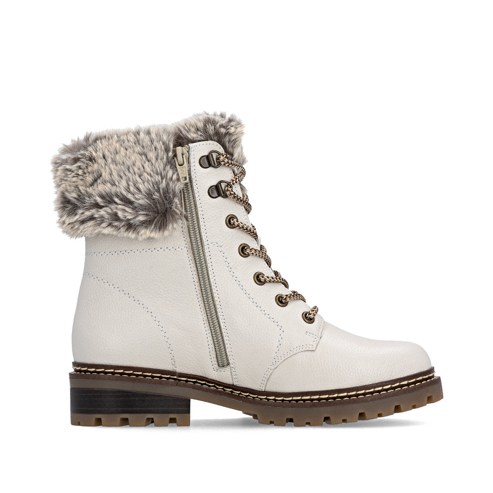 Boots | D0B74 - Image 25