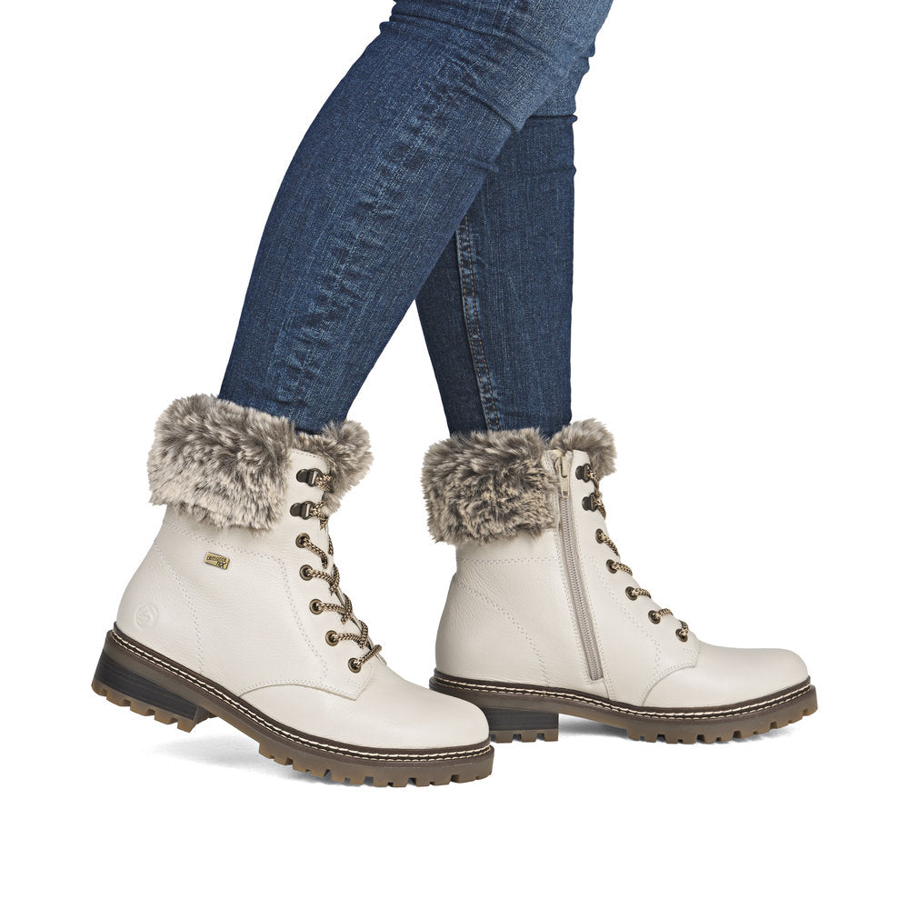 Boots | D0B74 - Image 33