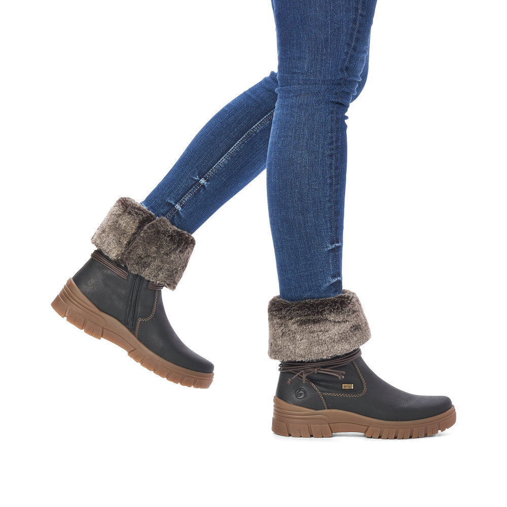 Boots | D0E70 - Image 11