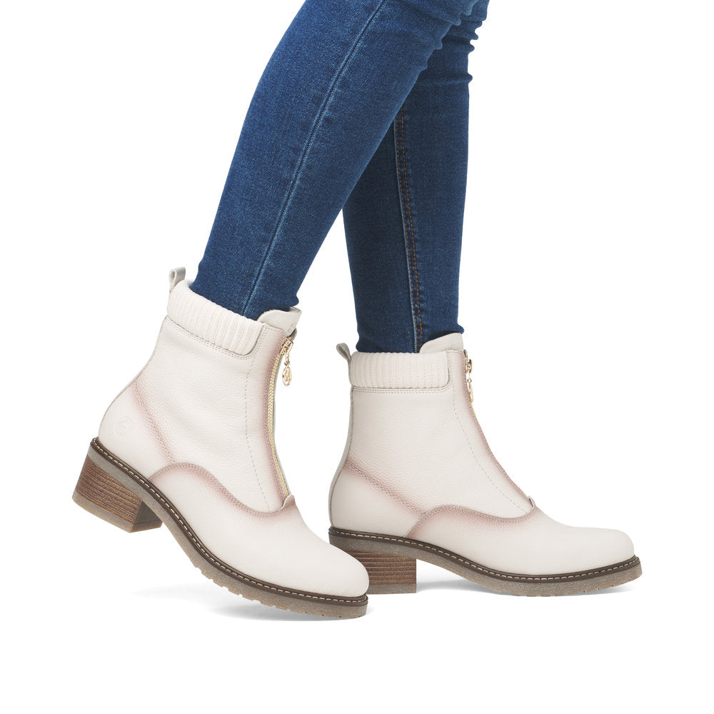 Boots | D1A80 - Image 10