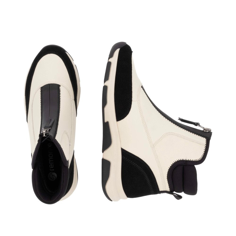 Boots | D1S72 - Image 20