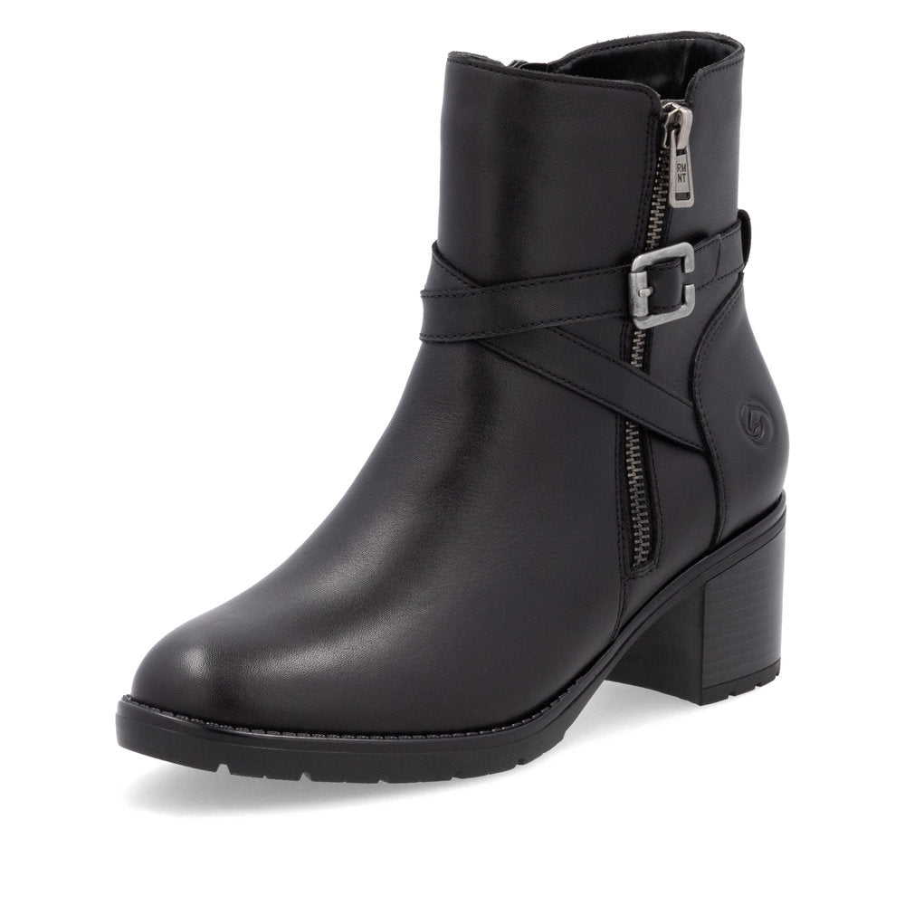 Boots | D2A72 - Image 1