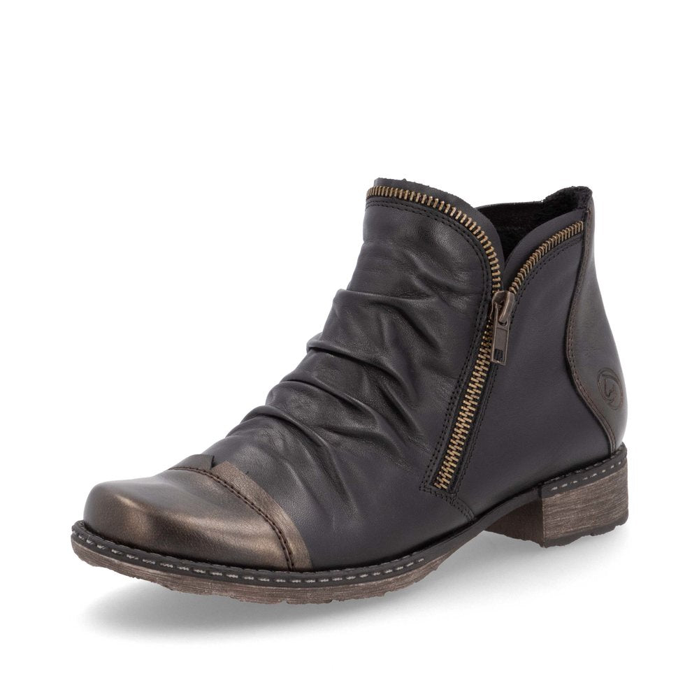 Boots | D4380 - Image 1