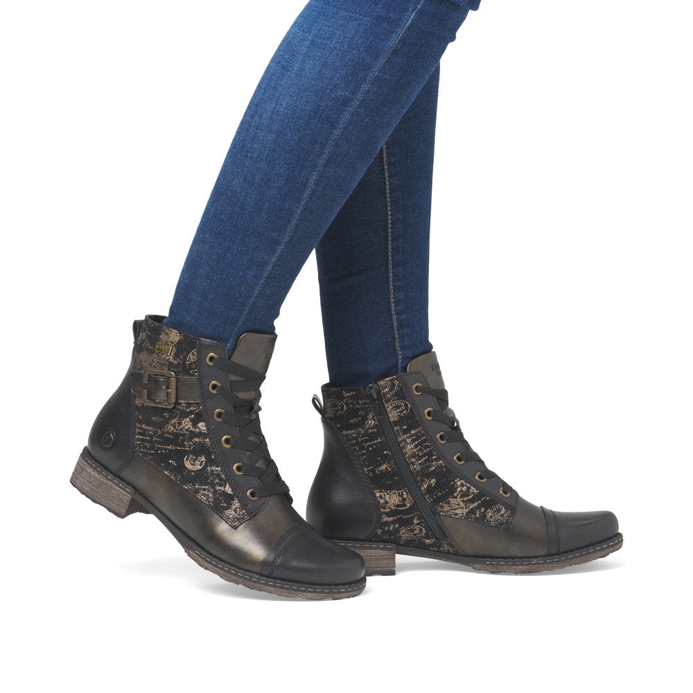 Boots | D4381 - Image 10
