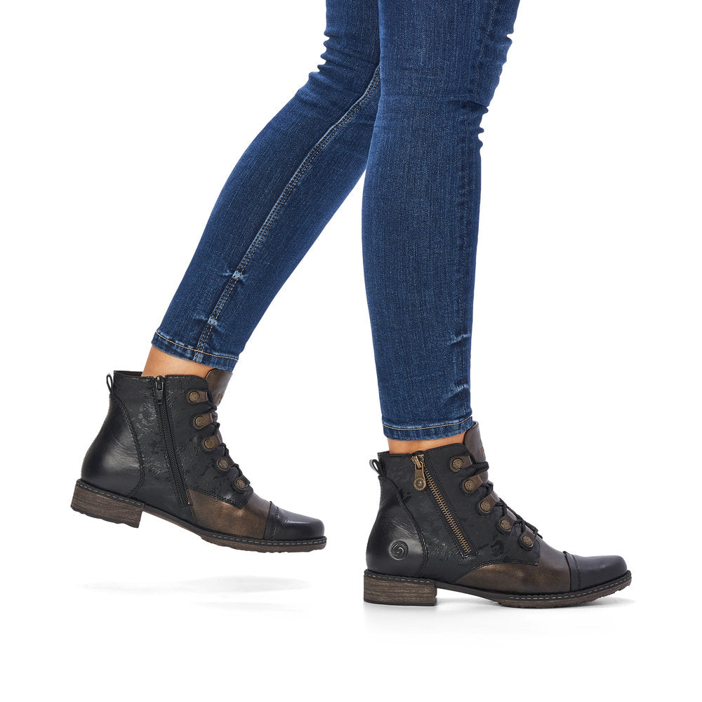 Boots | D4391 - Image 10