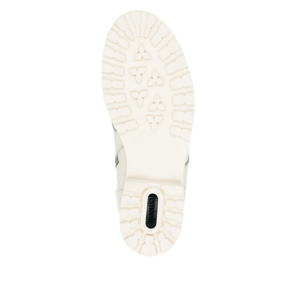 Boots | D8481 - Image 18