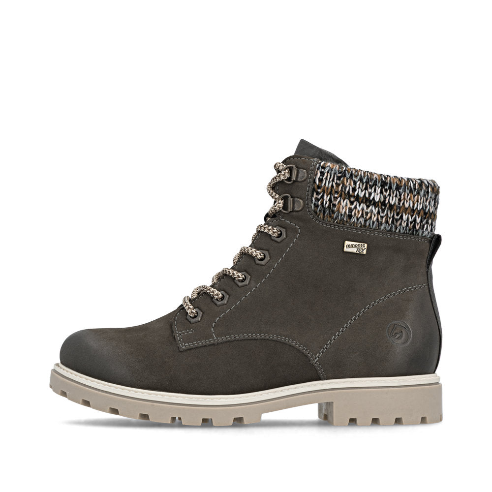 Boots | D8487 - Image 16
