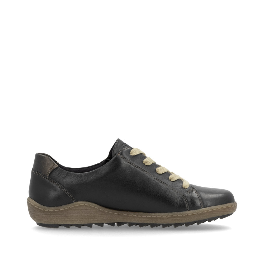 Lace-Up Shoes | R1440 - Image 2