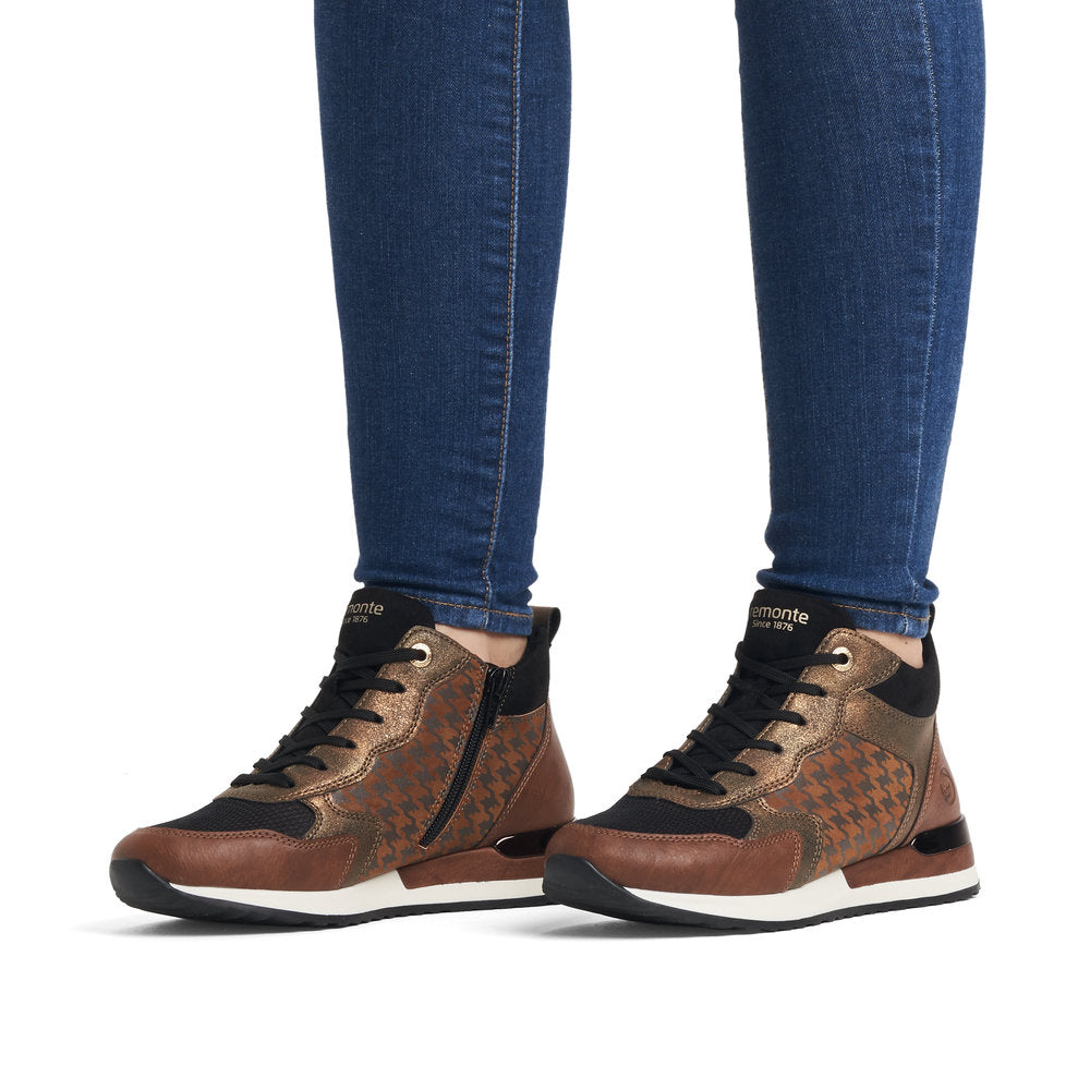 Wedges | R2577 - Image 21